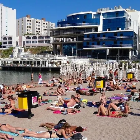 Apartment Modern In The Area Of